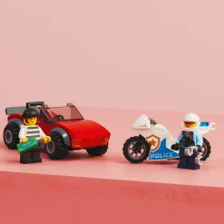 Dollarstore Lego® City>LEGO® City Police - Biljakt med polismotorcykel